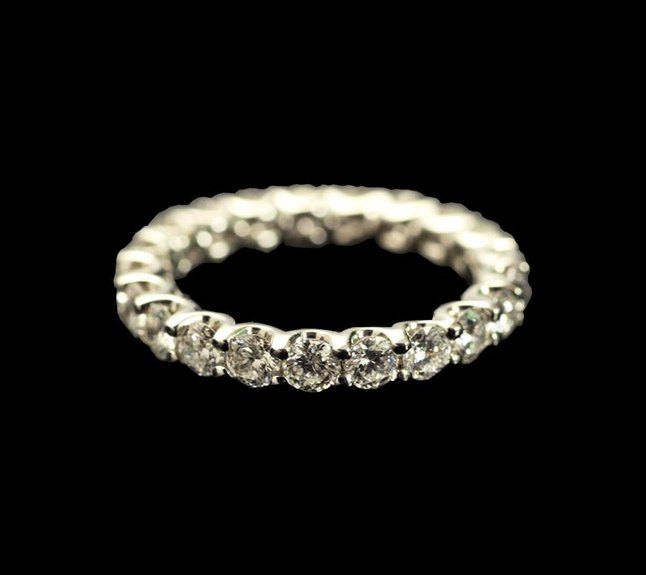 Diamond-Eternity-Rings